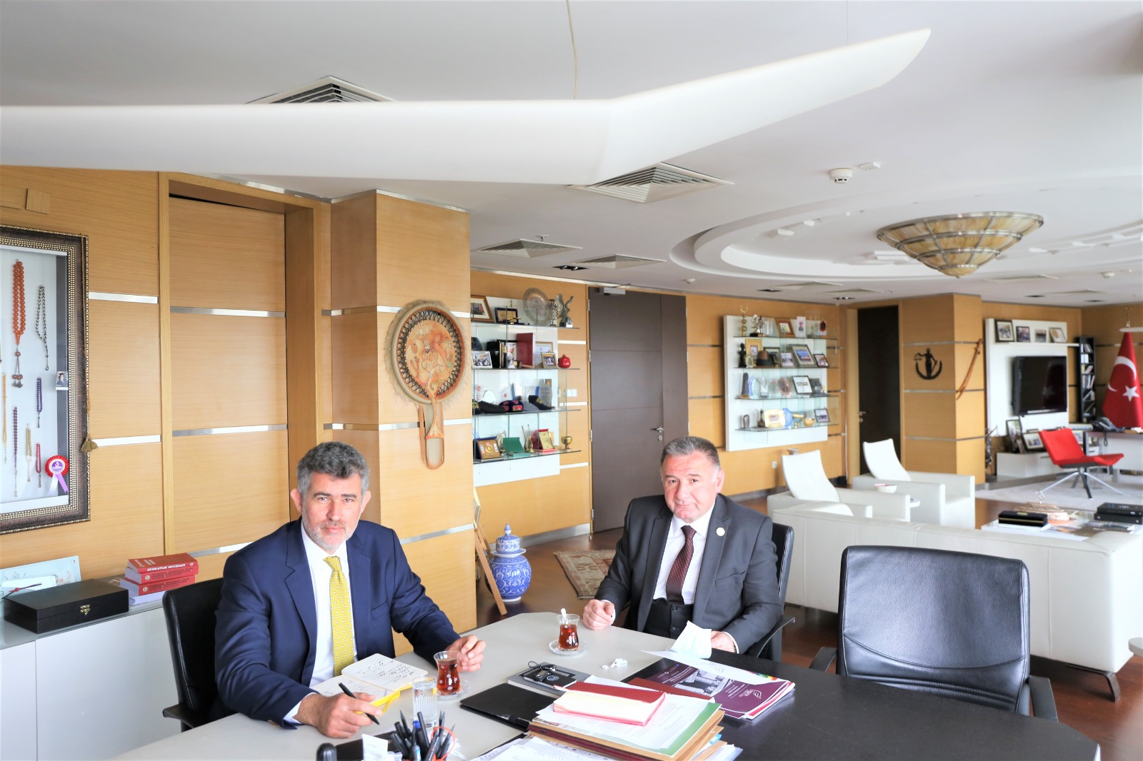 kayseri barosu baskani av cavit dursun feyzioglu nu ziyaret etti turkiye barolar birligi